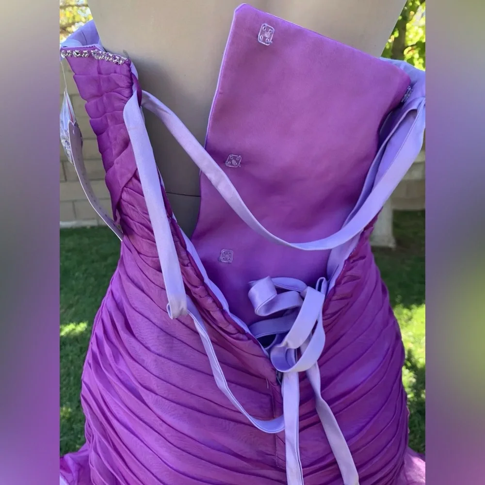 Purple Gown - Picture 7 of 10